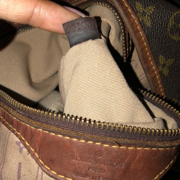 large LV - Picture 4 of 8